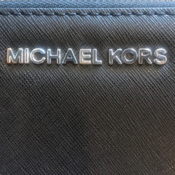 Brand new Michael kors Wallet - Picture 5 of 5